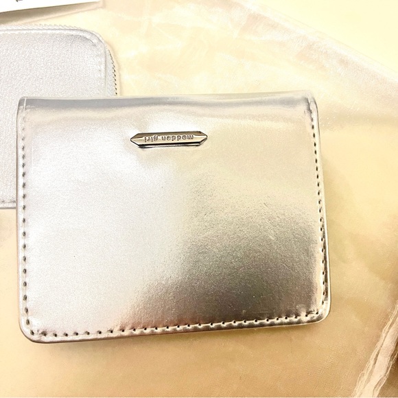 Madden Girl NWT 3 pc Wallet Set - Picture 6 of 8
